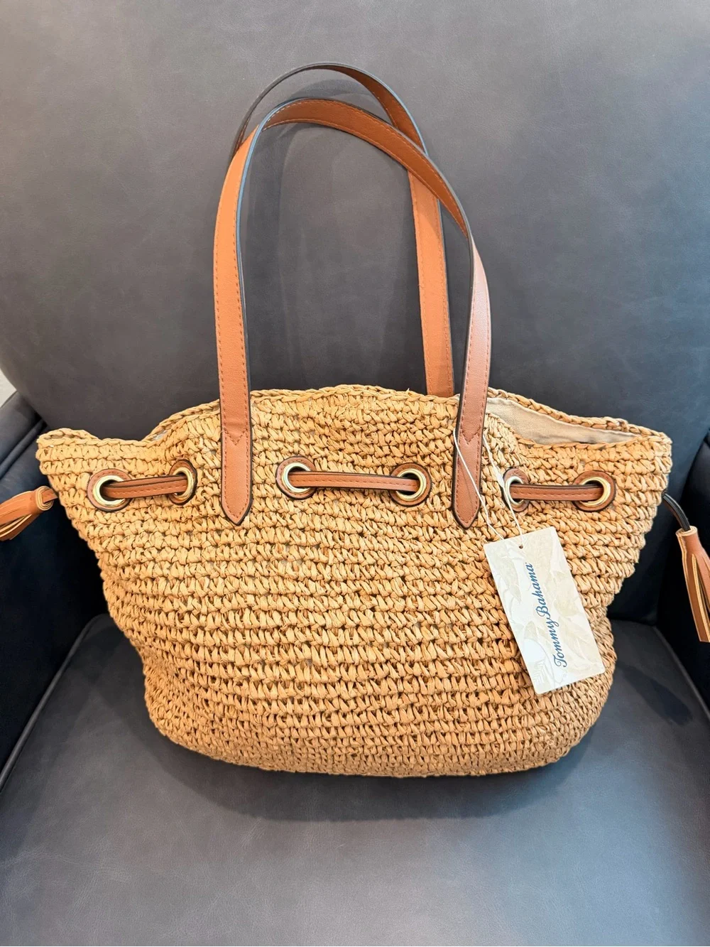 NWT Tommy Bahama Woven Straw Tote in Tan with Brown Leather Handles